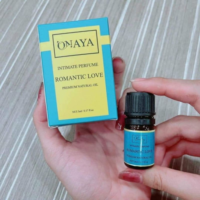 DDVS tặng nước hoa