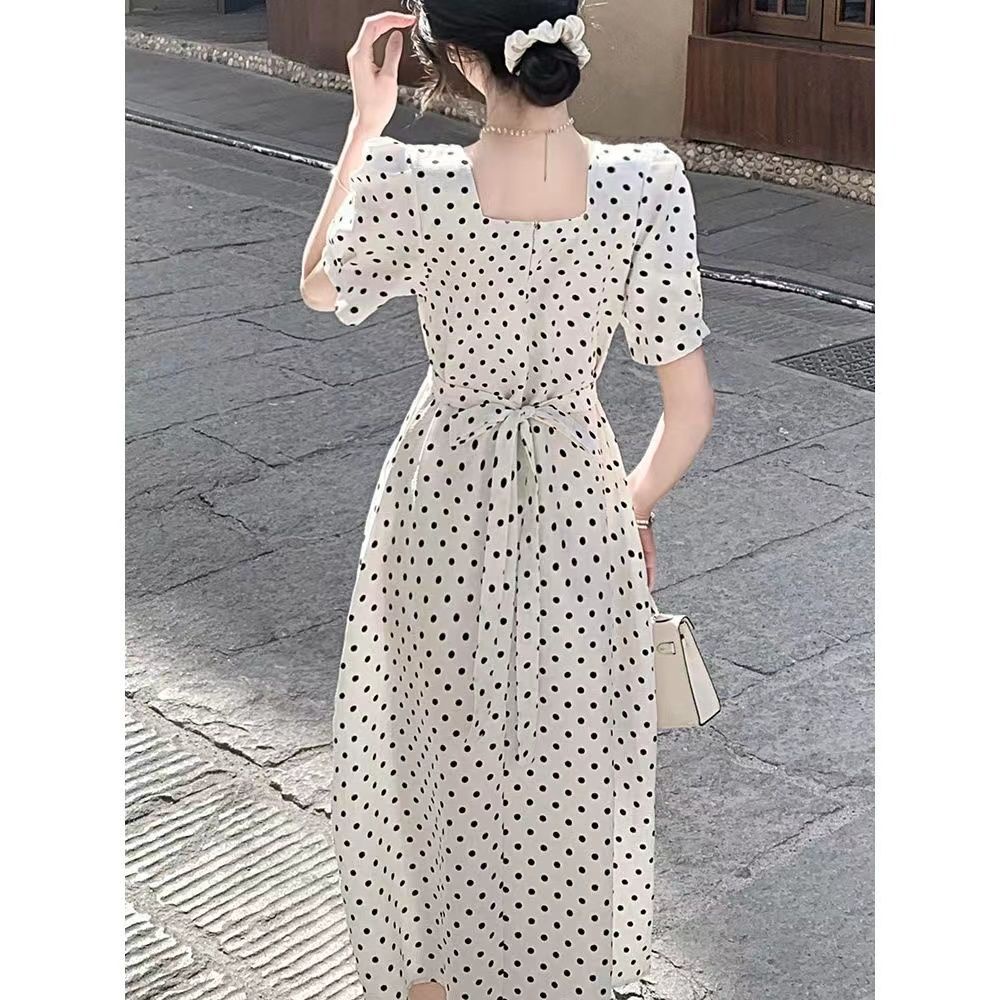 Đầm Tay Ngắn Cổ Vuông Dáng Ôm Họa Tiết Chấm Bi Phong Cách Pháp Thời Trang Xuân Hè Xinh Xắn Cho Nữ