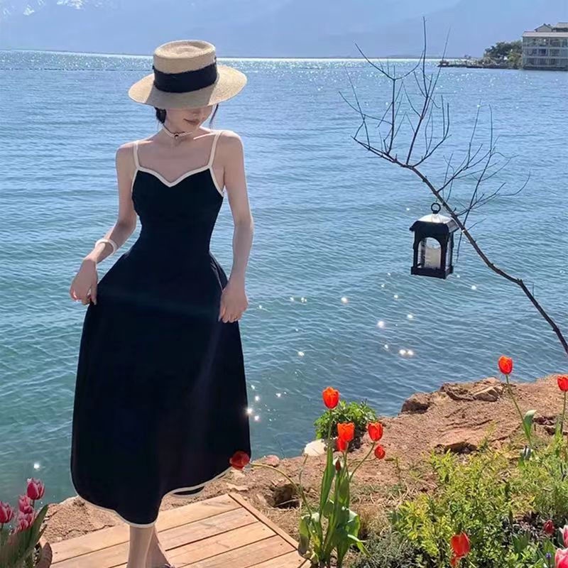 Đầm Hai Dây Màu Đen Phong Cách Hàn Quốc Thời Trang Cho Nữ