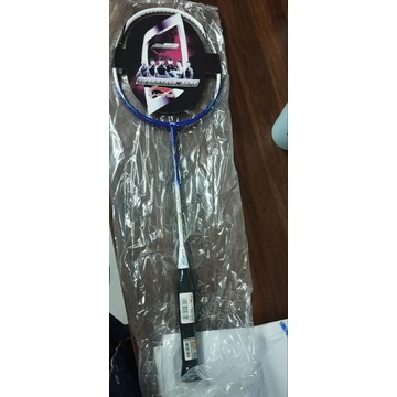 Vợt cầu lông lining khung cacbon căng từ 9-11 kg