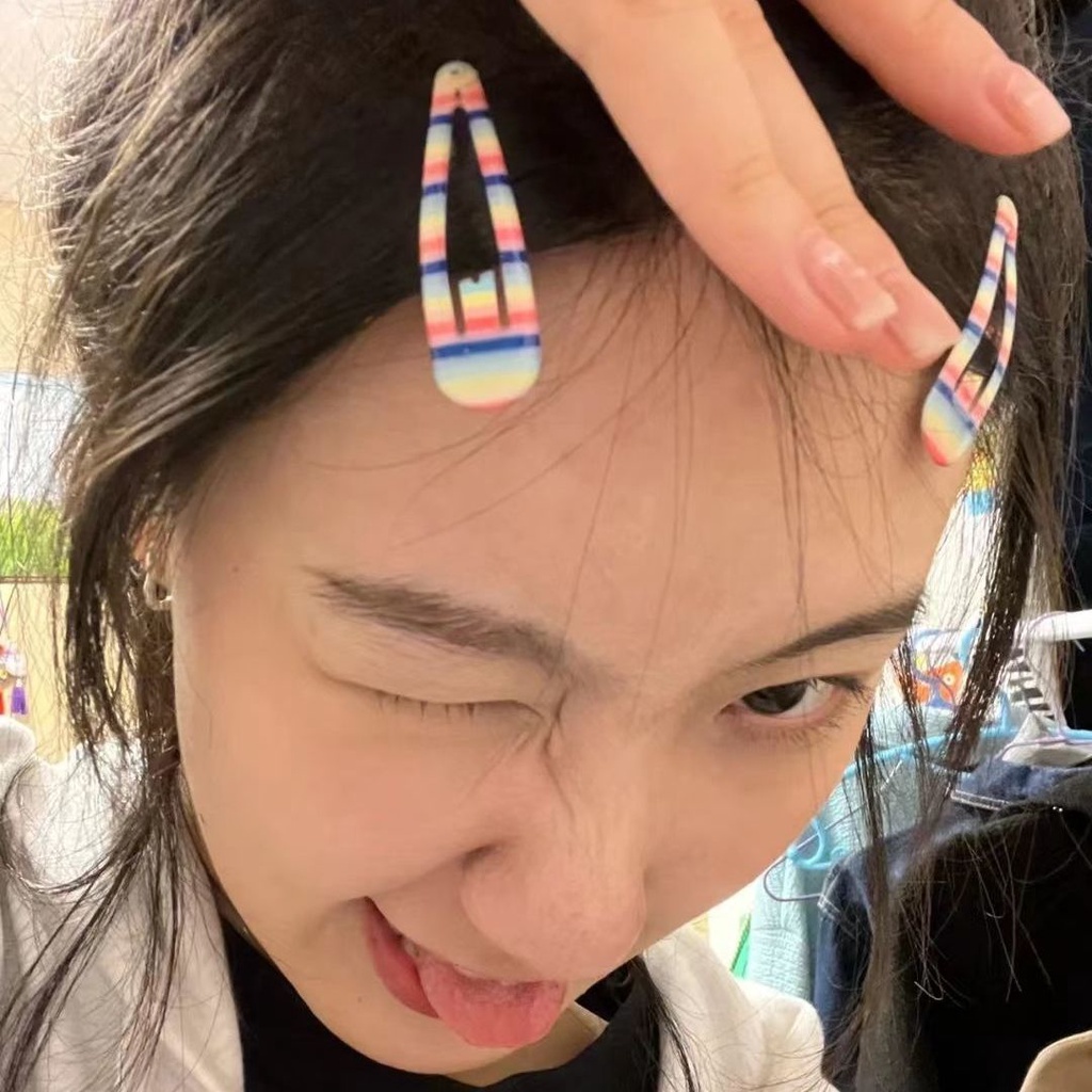 Xiaohongshu Kẹp Tóc Nhỏ Họa Tiết Kẻ Sọc Màu Hồng Ngọt Ngào Phong Cách ins