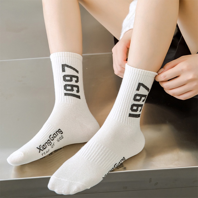FHYL Vớ Mềm Co Giãn Thoáng Khí Bốn Chiều Màu Trắng Đen Chaopai1997 Cổ Điển Hàn Quốc