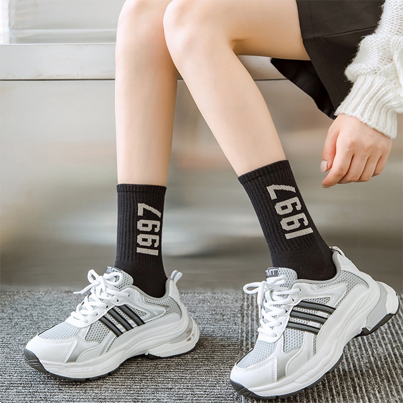 FHYL Vớ Mềm Co Giãn Thoáng Khí Bốn Chiều Màu Trắng Đen Chaopai1997 Cổ Điển Hàn Quốc