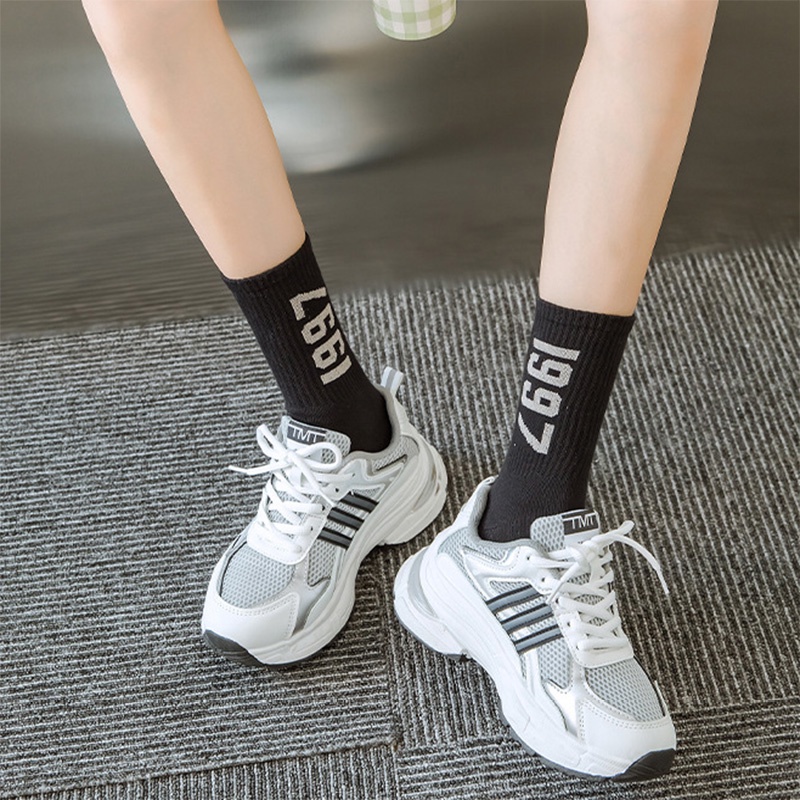FHYL Vớ Mềm Co Giãn Thoáng Khí Bốn Chiều Màu Trắng Đen Chaopai1997 Cổ Điển Hàn Quốc