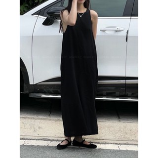 Váy Linen dáng dài - LINEN BLACK DRESS -  Fom váy suông 2 lớp khoét nách sâu tạo cảm giác siêu mảnh mai