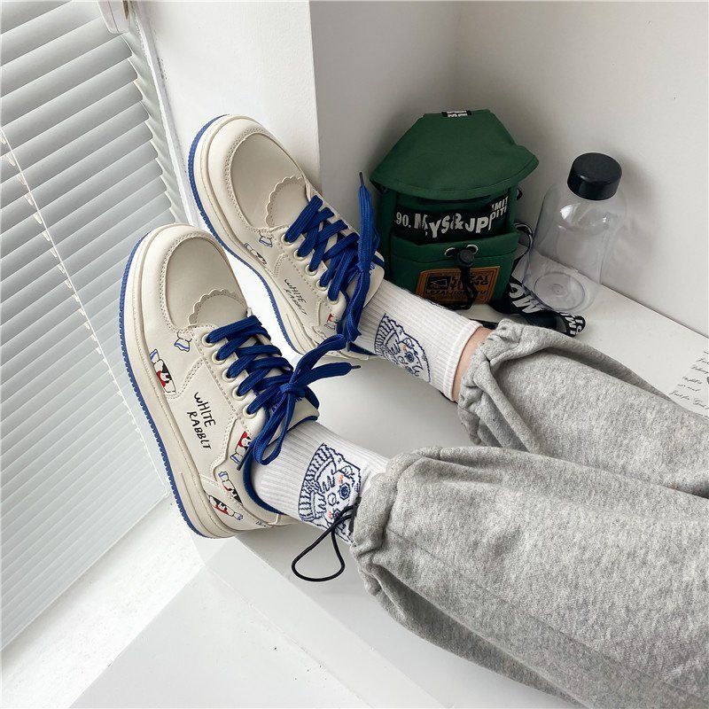 Giày Thể Thao Thoáng Khí Mũi Tròn Siêu Nhẹ Dễ Phối Đồ Thời Trang Xuân Hè Phong Cách Hàn Quốc Cho Nữ