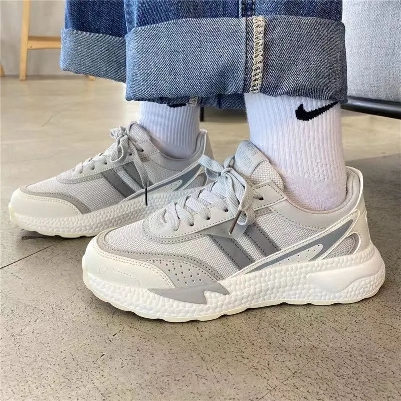 Giày Thể Thao Phối Lưới Thoáng Khí Phong Cách Retro Cho Nữ