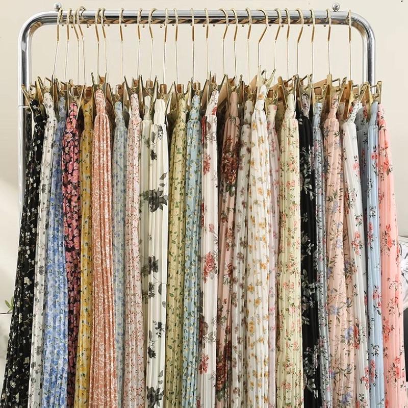 Chân váy midi hoa nhí lưng thun vintage