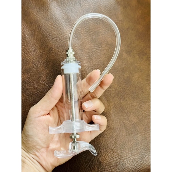 Xi lanh bơm sinh tố cho gà