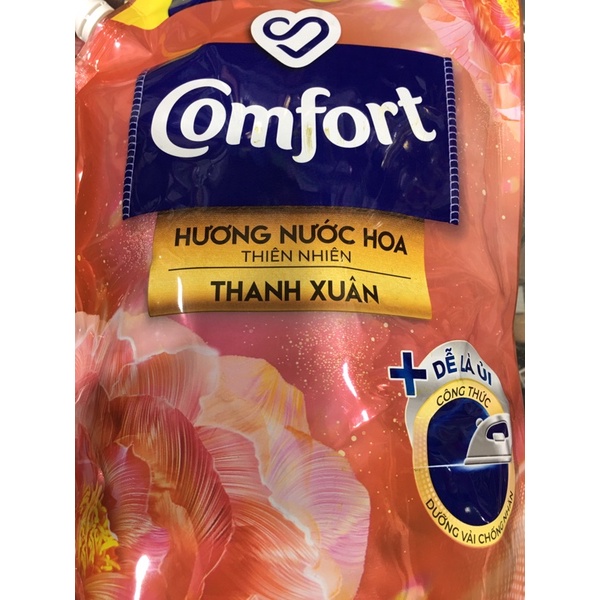 Comfor hương nước hoa thiên nhiên hương Thanh Xuân 1,7L dạng túi