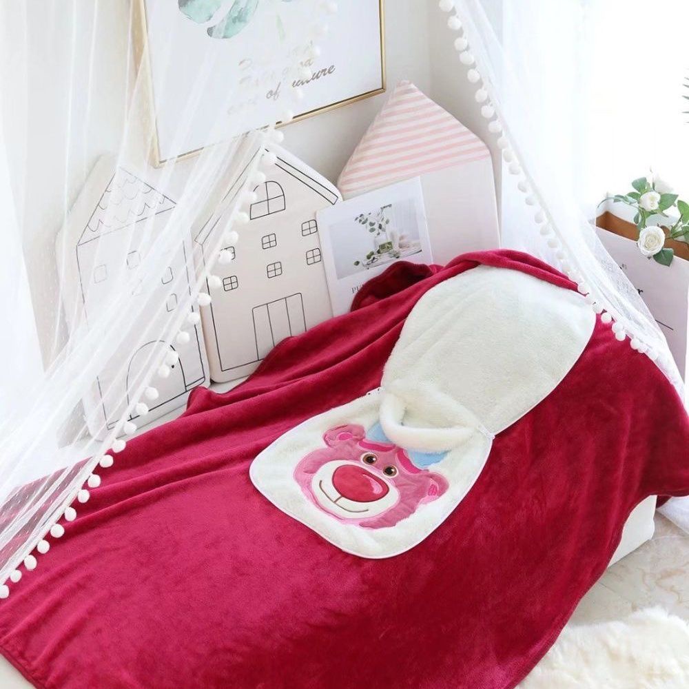 Gối Và Chăn Điều Hòa Không Khí Hình Gấu / Dâu Tây Dễ Thương Cho Cặp Đôi Trong Lớp Học