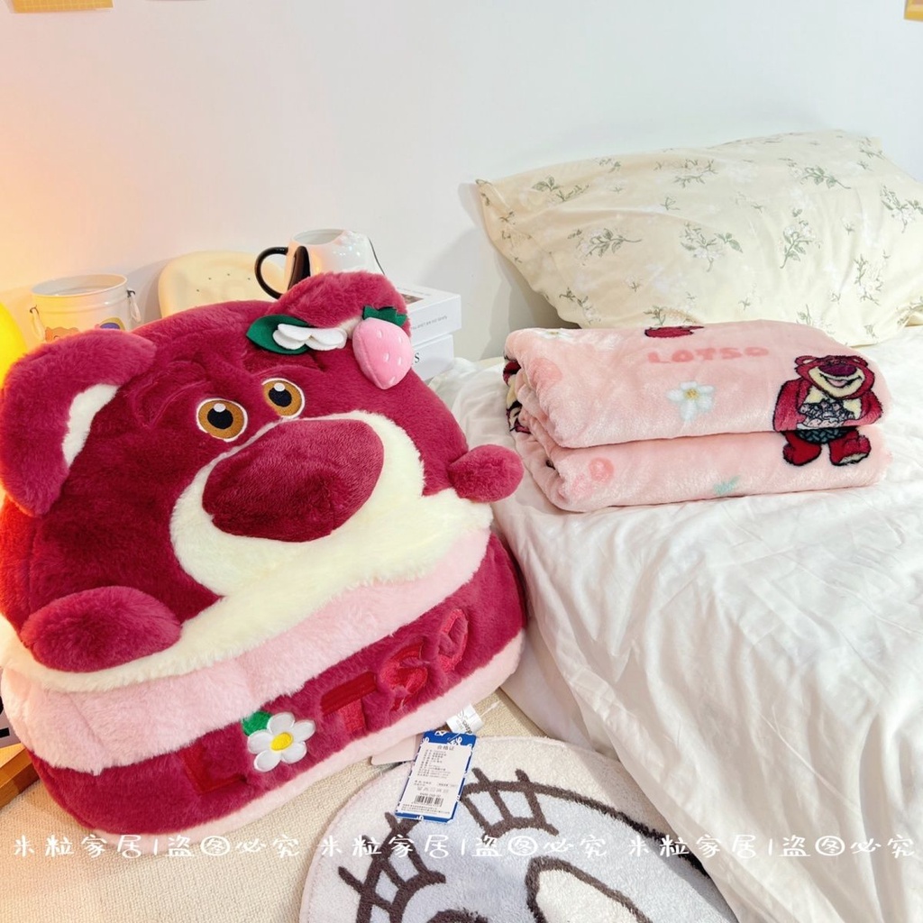 Bộ Chăn Gối Và Gối Hai Trong Một Hình Nhân Vật Disney Dâu Tây Gấu Sử Dụng Kép