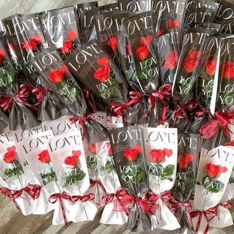 Bó hoa sáp 1 bông giấy LOVE làm quà tặng dịp lễ