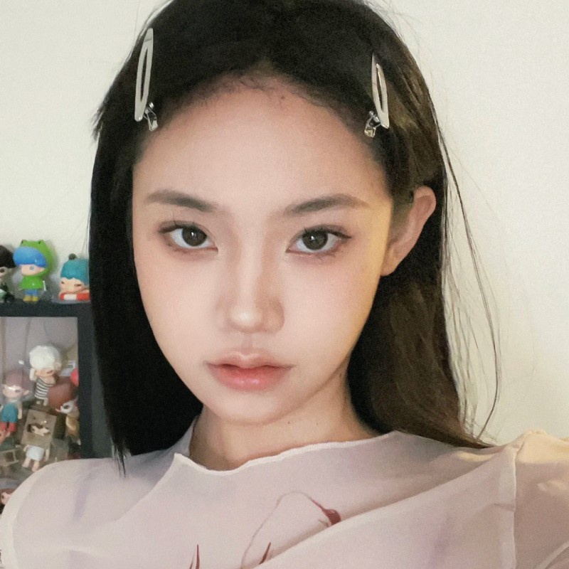 Kẹp Tóc Kim Loại Màu Vàng / Bạc Thiết Kế Một Hàng Lỗ Nhỏ Xinh Cho Bạn Gái