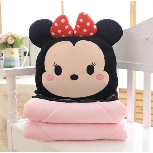Bộ Chăn Gối Hình Mickey Và Minnie Thoáng Khí Tiện Dụng