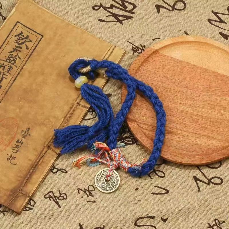 Vòng Tay Dây Đỏ Chính Hãng Tây Tạng Hình Ma Và Núi Phong Cách Tây Tạng