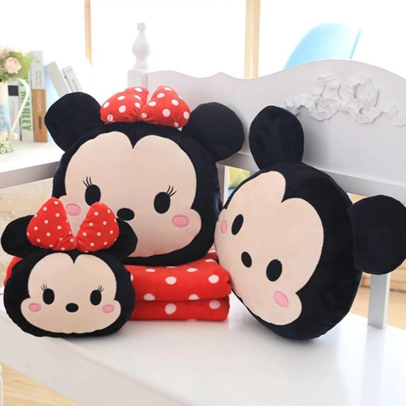 Bộ Chăn Gối Hình Mickey Và Minnie Thoáng Khí Tiện Dụng