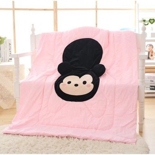 Bộ Chăn Gối Hình Mickey Và Minnie Thoáng Khí Tiện Dụng