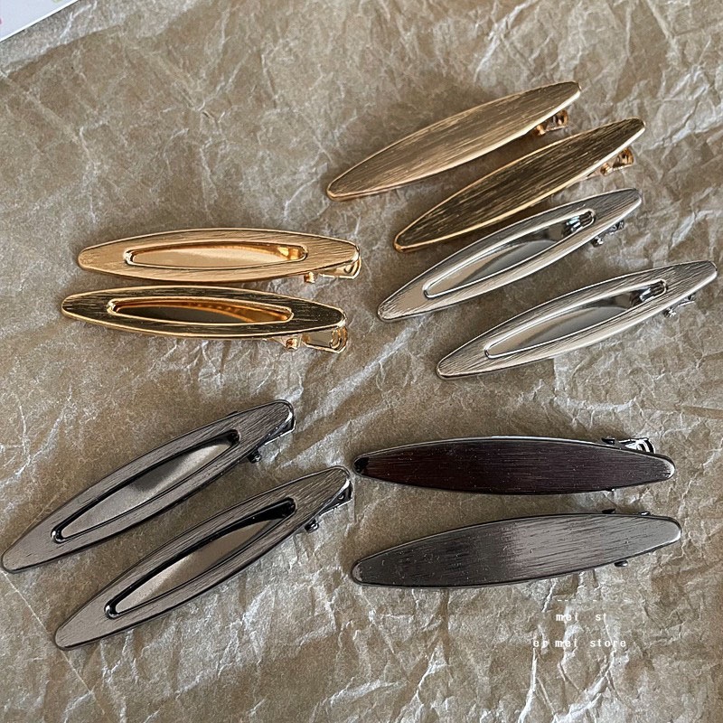 Kẹp Tóc Kim Loại Màu Vàng / Bạc Thiết Kế Một Hàng Lỗ Nhỏ Xinh Cho Bạn Gái