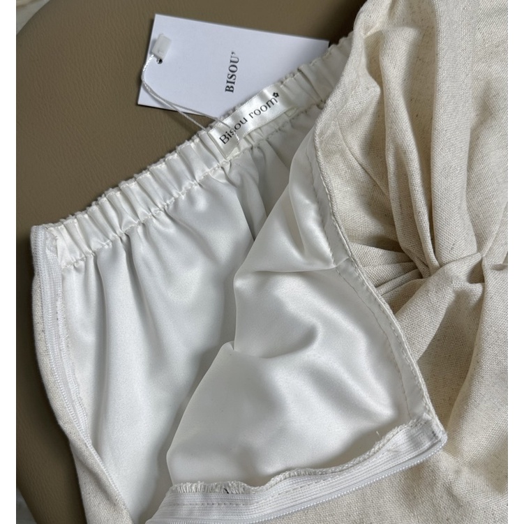 Chân váy suông cạp xoắn dáng dài hai lớp thiết kế - Bisou.room