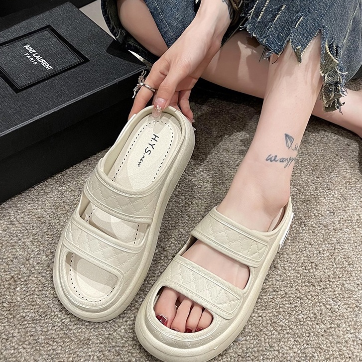 Dép Bánh Mì Thoải Mái Đáng Yêu - DIR03200