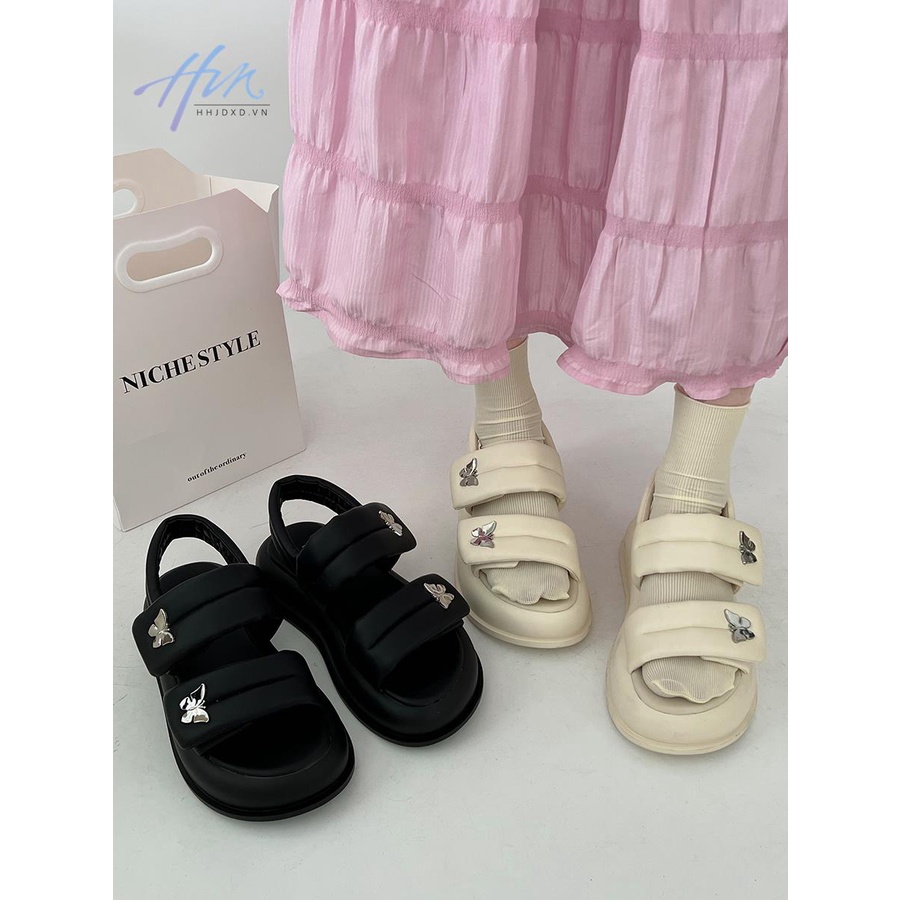 Giày Sandal Đế Dày Màu Đen Phong Cách Retro Mùa Hè 2023 Cho Nữ