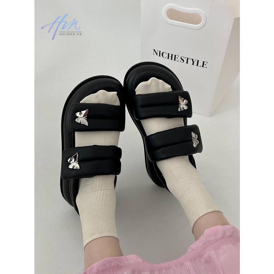 Giày Sandal Đế Dày Màu Đen Phong Cách Retro Mùa Hè 2023 Cho Nữ