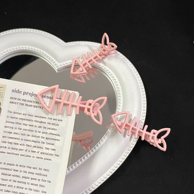 Kẹp TóC HìNh Xương Cá MàU KẹO Dễ Thương Cho Nữ