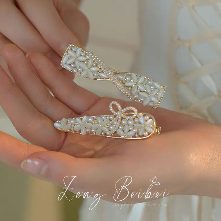 Kẹp Tóc Đính Nơ Mắt Mèo Thời Trang Cao Cấp