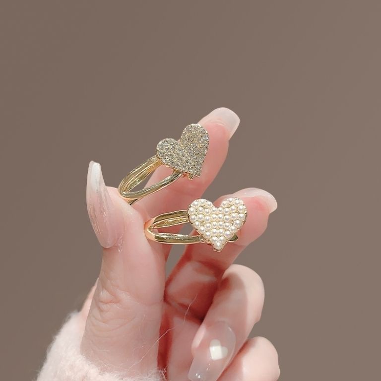 Kẹp Tóc Đính Đá Hình Trái Tim Nhỏ Nhắn Dễ Thương