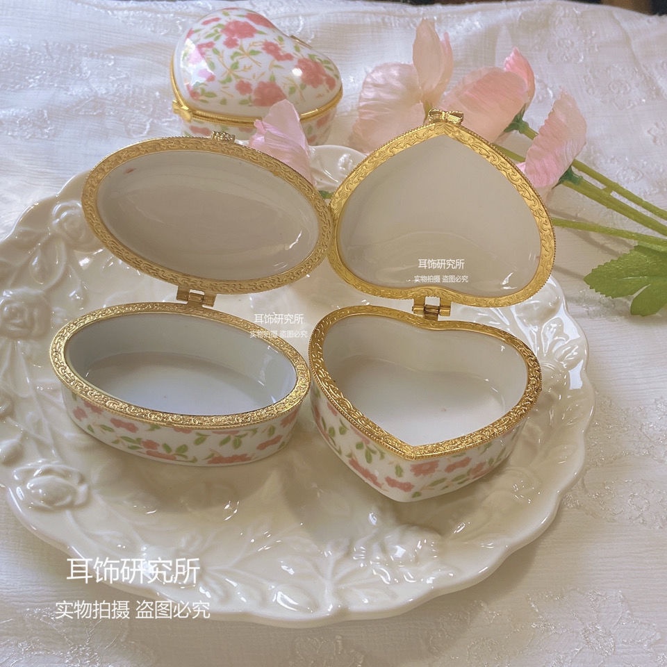 Hộp Đựng Trang Sức Bằng Gốm Phong Cách Retro Có Nắp Đậy Tiện Dụng