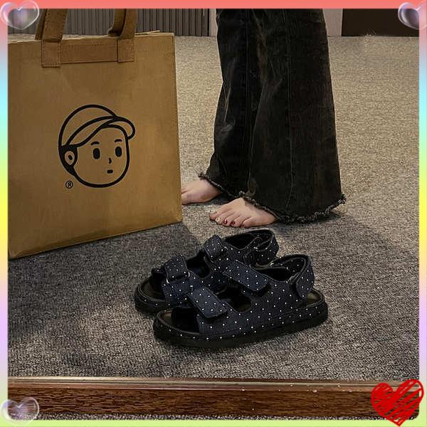 Giày La Mã đi biển Velcro đế bằng đế dày mẫu mới