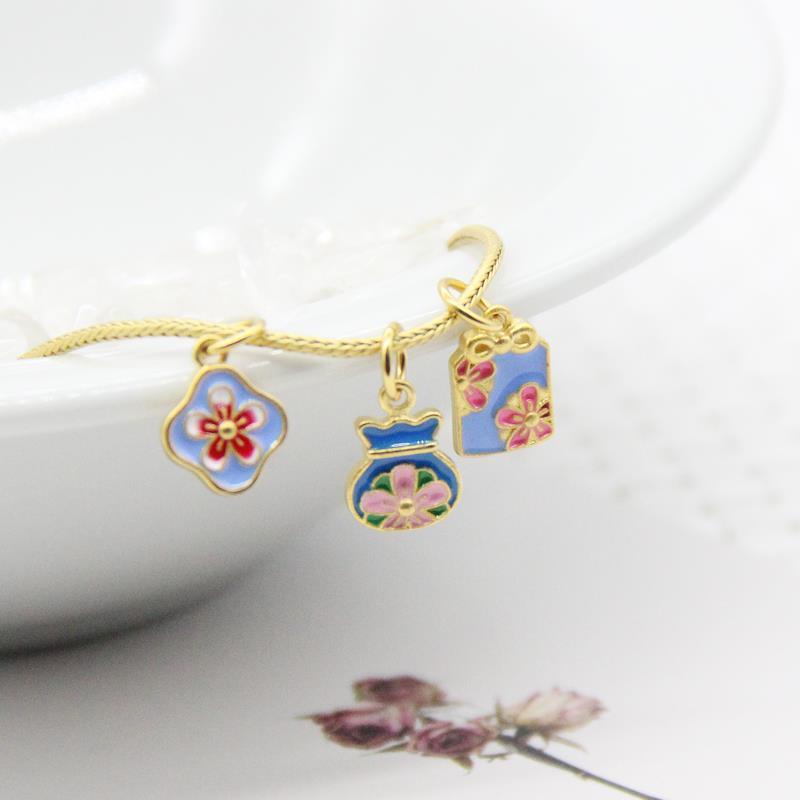 Phụ Kiện Mặt Dây Chuyền Hình Phương Pháp Cổ Điển Màu Vàng Kim Dễ Phối Đồ Mọi Thứ Sản Phẩm Tốt Trên Chữ Ký w