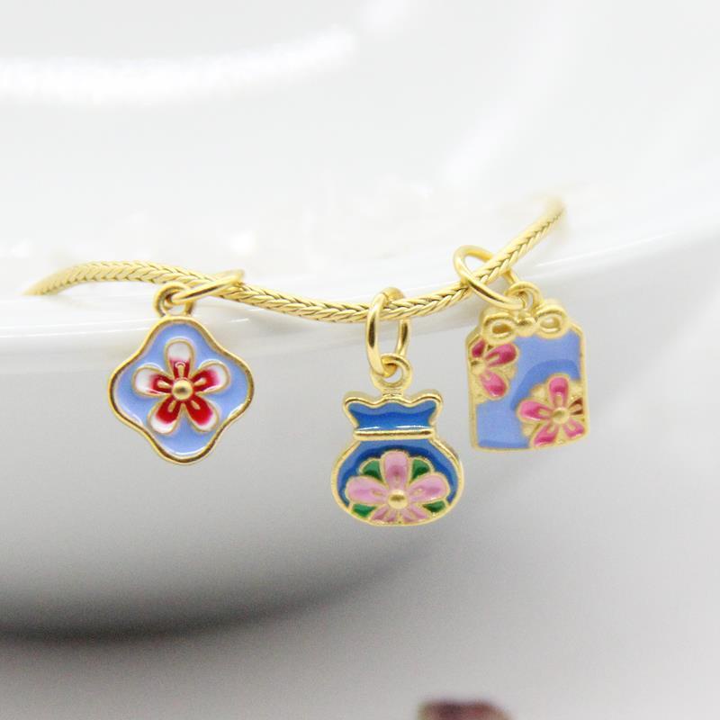 Phụ Kiện Mặt Dây Chuyền Hình Phương Pháp Cổ Điển Màu Vàng Kim Dễ Phối Đồ Mọi Thứ Sản Phẩm Tốt Trên Chữ Ký w