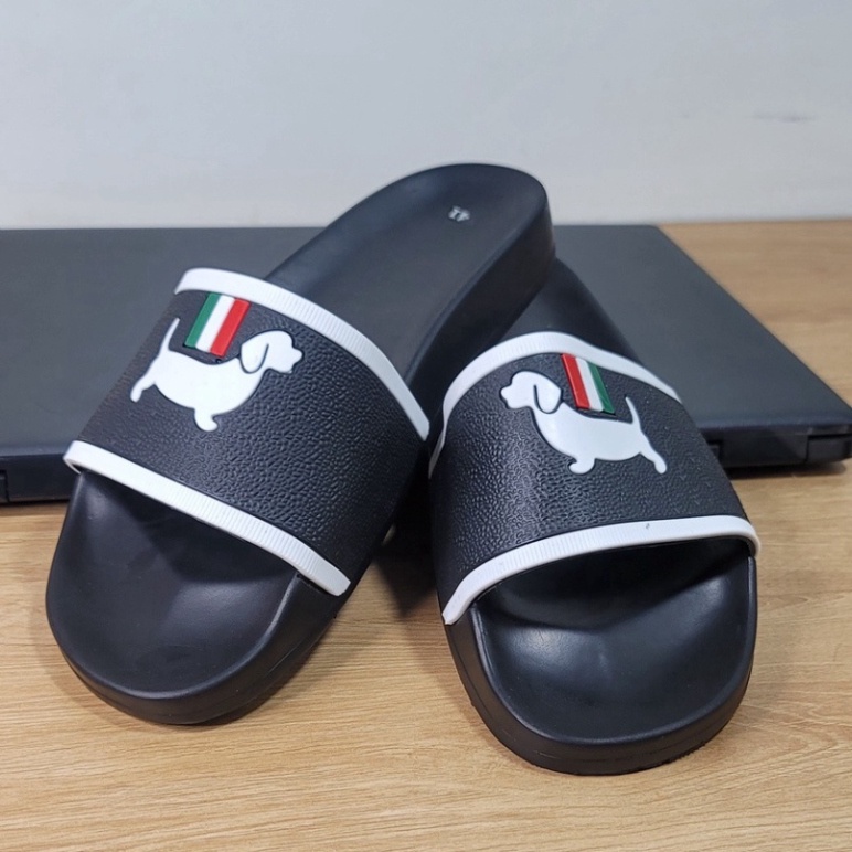 Dép Unisex THÔM nam nữ quai ngang cao cấp, chống trơn trượt, mẫu mới nhất hot trend 2023