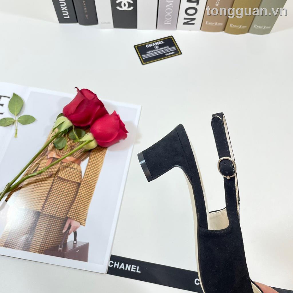 Xăng đan Mũi Nhọn Độc Quyền Phiên Bản Đầu Tiên UT6L 2023