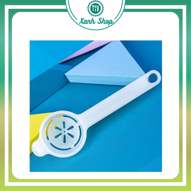 Dụng cụ tách lòng trắng trứng