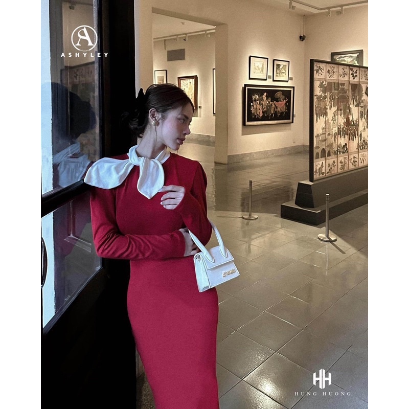 Set áo cổ khăn + chân váy đuôi cá ASHYLEY