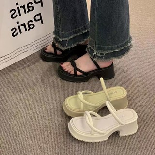 Dép lê nữ mẫu mới gót thô đế dày