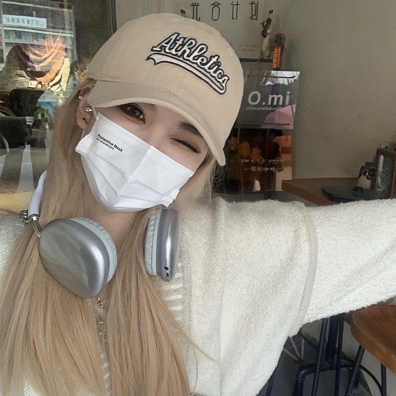 Mũ Lưỡi Trai Họa Tiết Thêu Phong Cách Retro Cá Tính