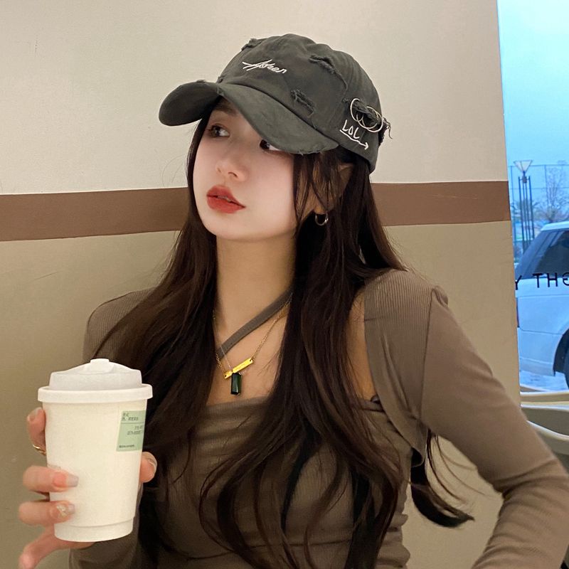 Mũ Lưỡi Trai Họa Tiết Thêu Thiết Kế Rách Phong Cách Hàn Quốc Thời Trang Xuân Hè Cá Tính Cho Nữ