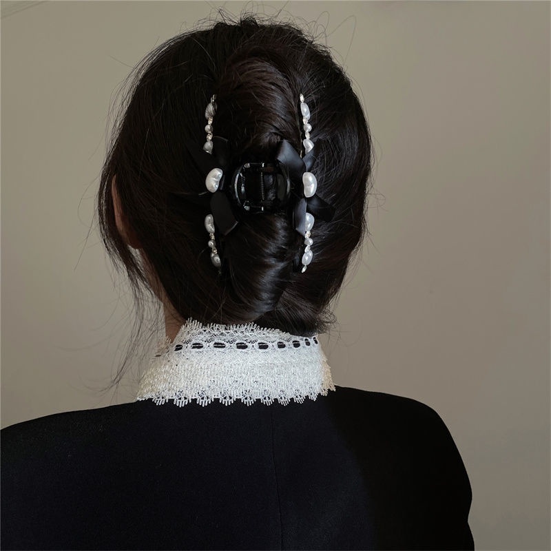 Kẹp Tóc Hình Nơ Đính Ngọc Trai Cỡ Lớn Thời Trang Cho Nữ