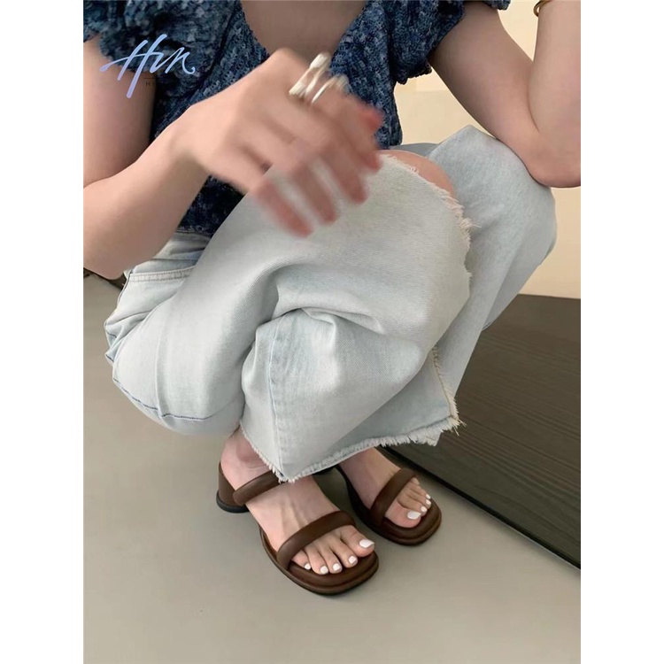 Dép Sandal Đế Bằng Hở Ngón Phong Cách Hàn Quốc Thời Trang Mới 2023 Dành Cho Bạn Nữ