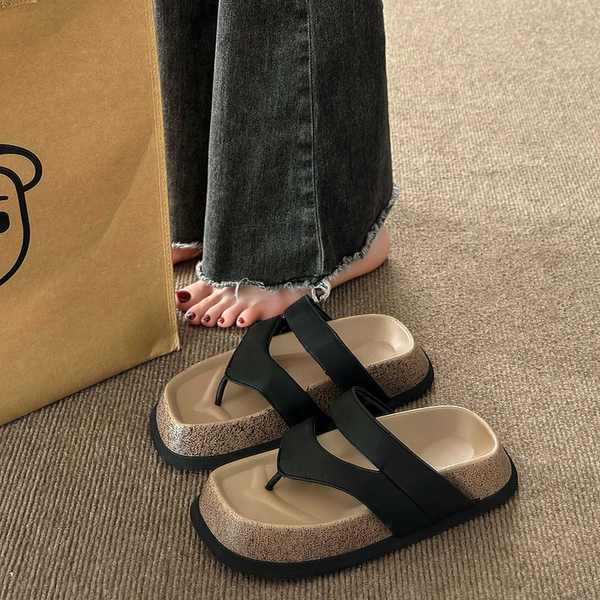 Dép xỏ ngón mẫu mới mùa hè 2023