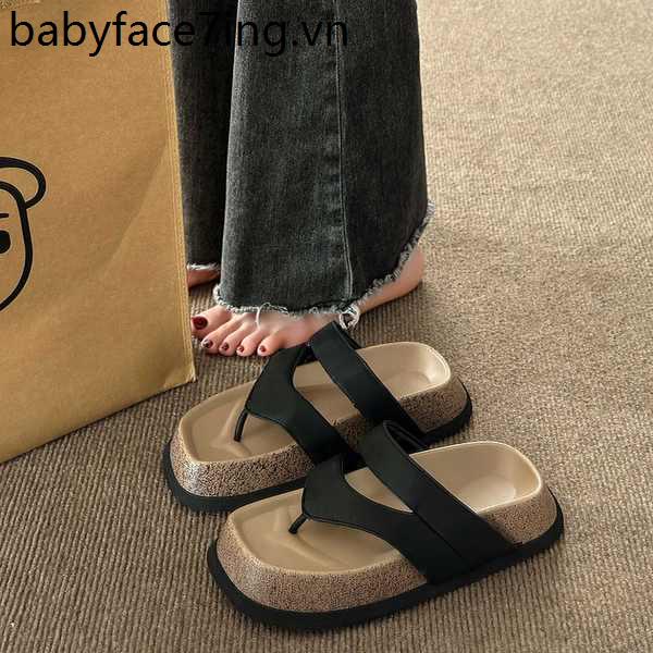 Dép xỏ ngón mẫu mới mùa hè 2023