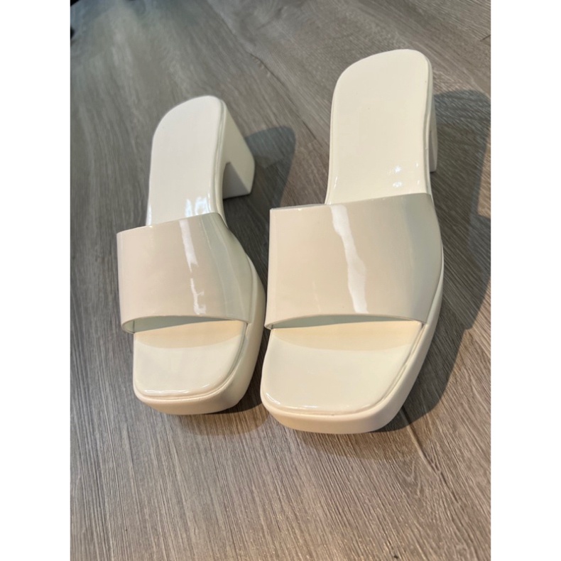 Dép gót 5cm  đế siêu nhẹ cực chất hót 2023 xinh xắn hót treand 2023