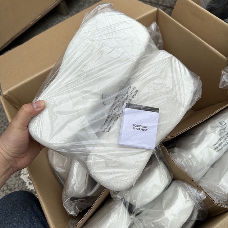 Dép bánh mì House Brand hàng tuồn