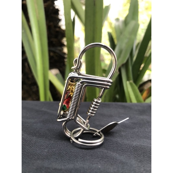 Móc khóa thủ công tỳ hưu inox