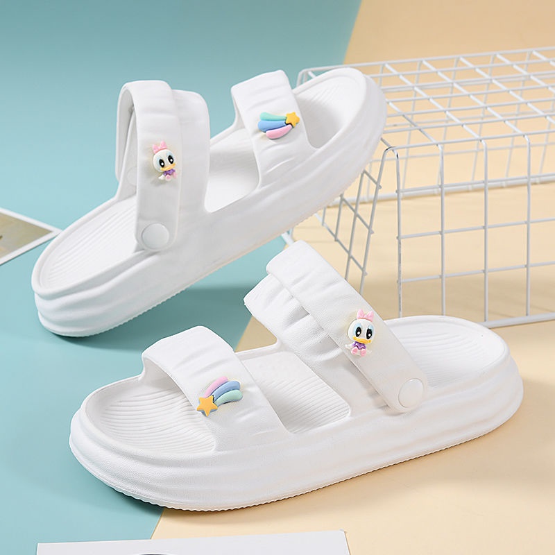 Dép Sandal Đế Mềm Dày Hai Cách Mang Siêu Nhẹ Thời Trang Mùa Hè Dành Cho Bạn Nữ