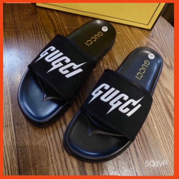 Dép nam DG đính Full đá quai ngang, Dép nam thời trang quai ngang phong cách giới trẻ Hot Nhất 2023